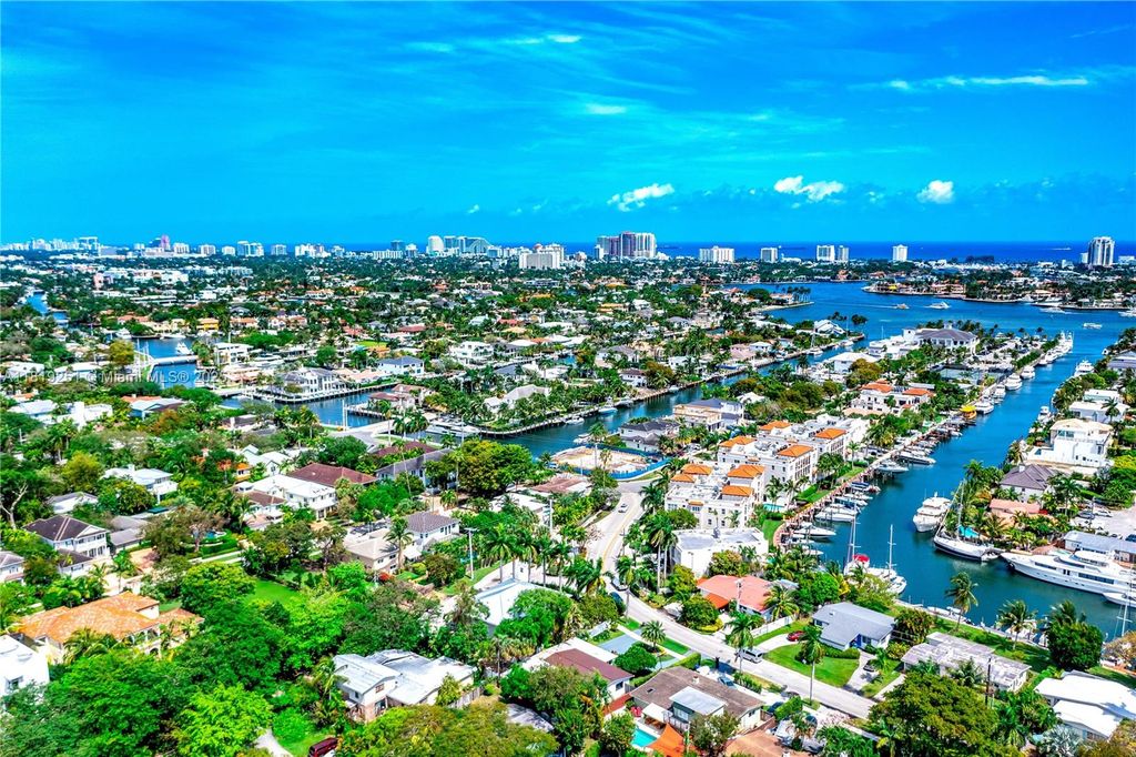 Photo of 1207 Cordova Rd, Fort Lauderdale, FL 33316 (MLS # A11819251)
