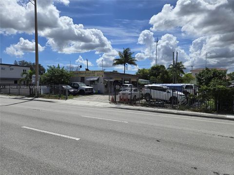 5314 Pembroke Rd West Park FL 33021