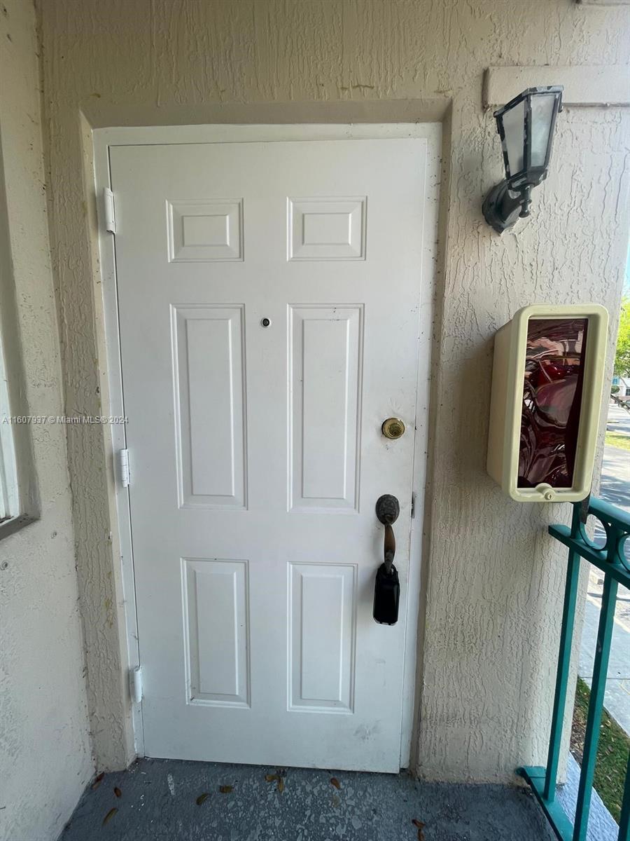 2921 Se 13th Rd 205-39, Homestead, Miami-Dade County, Florida - 2 Bedrooms  
2 Bathrooms - 