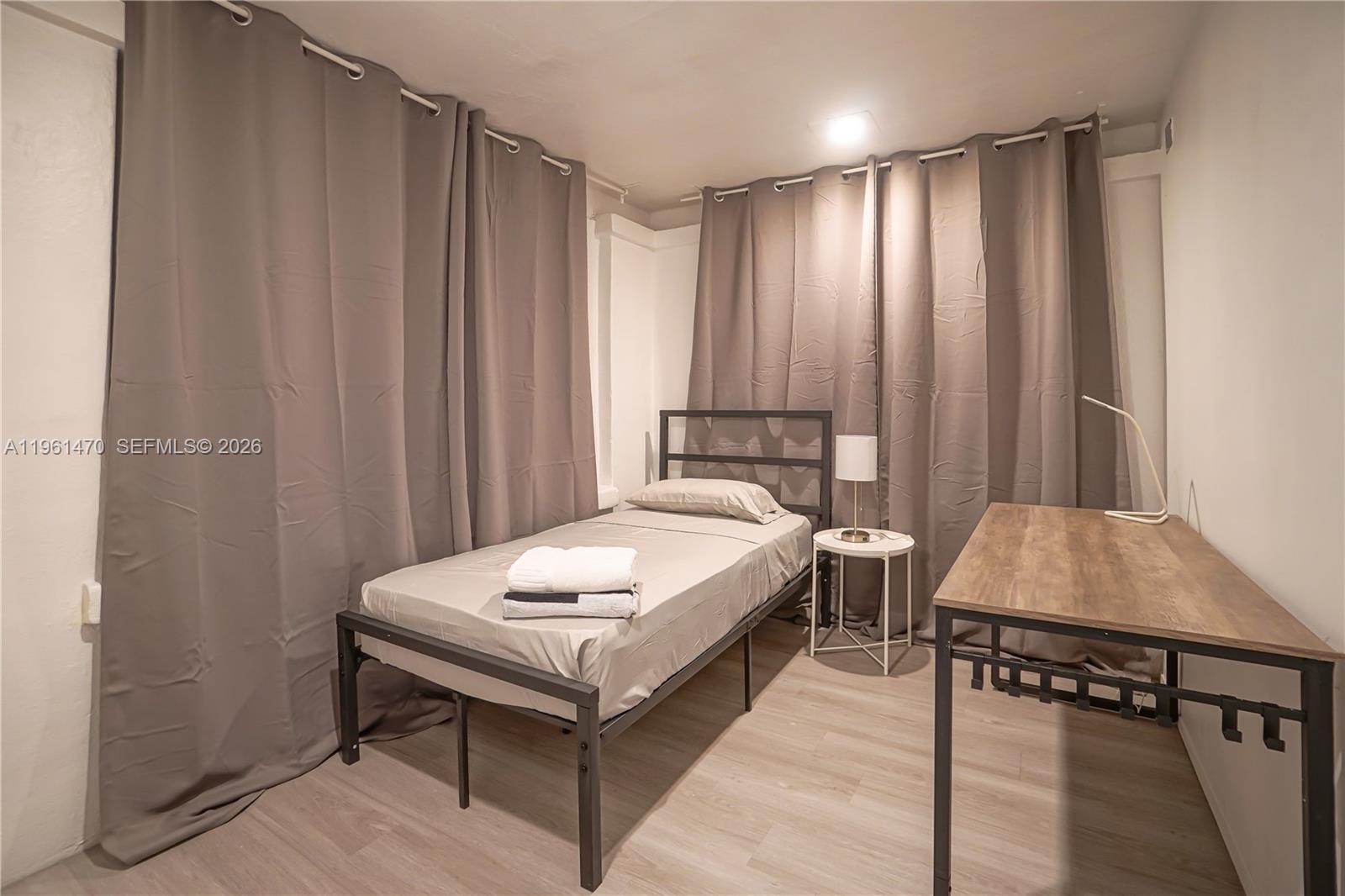 LEMON CITY WHITES - Residential Income