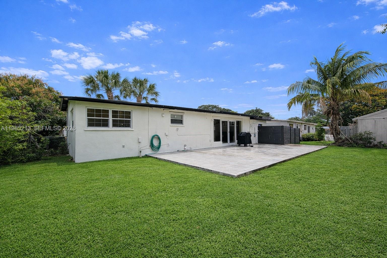 PLANTATION SUNRISE HEIGHT - Residential Lease