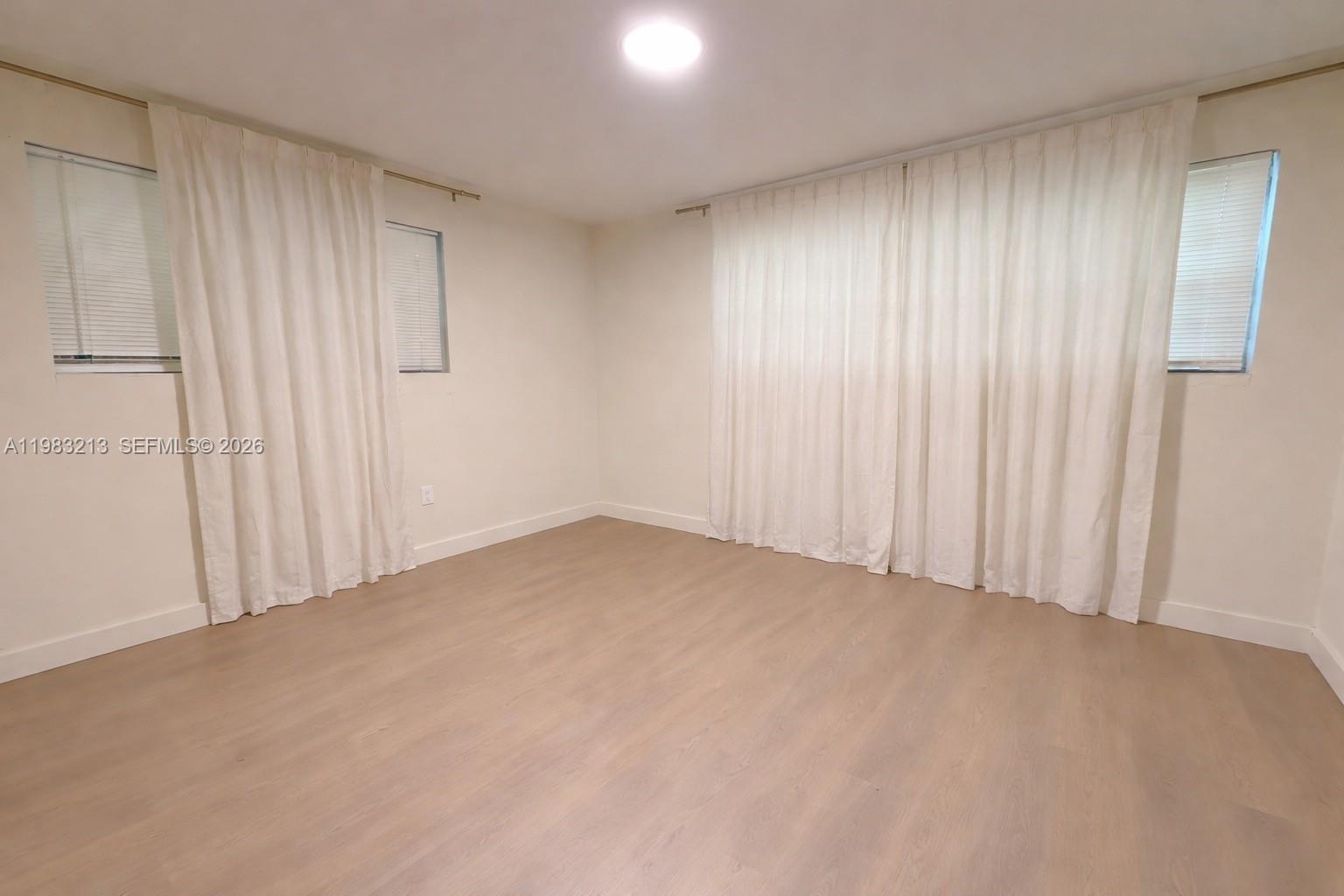 PLANTATION SUNRISE HEIGHT - Residential Lease