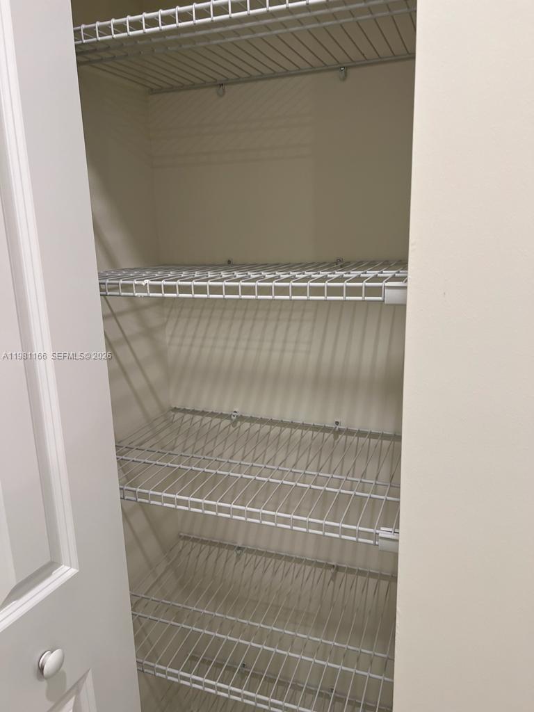 CANARIAS EAST - Residential