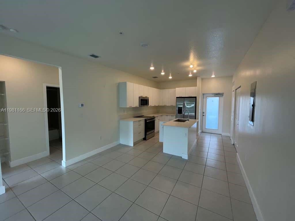 CANARIAS EAST - Residential