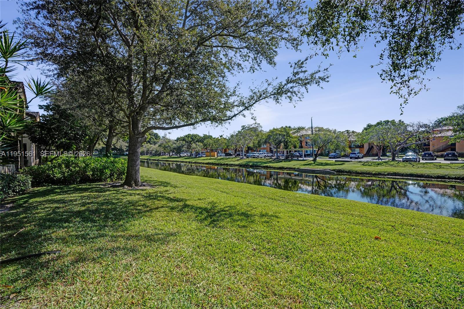 BRIDGEWATER CONDO - Residential