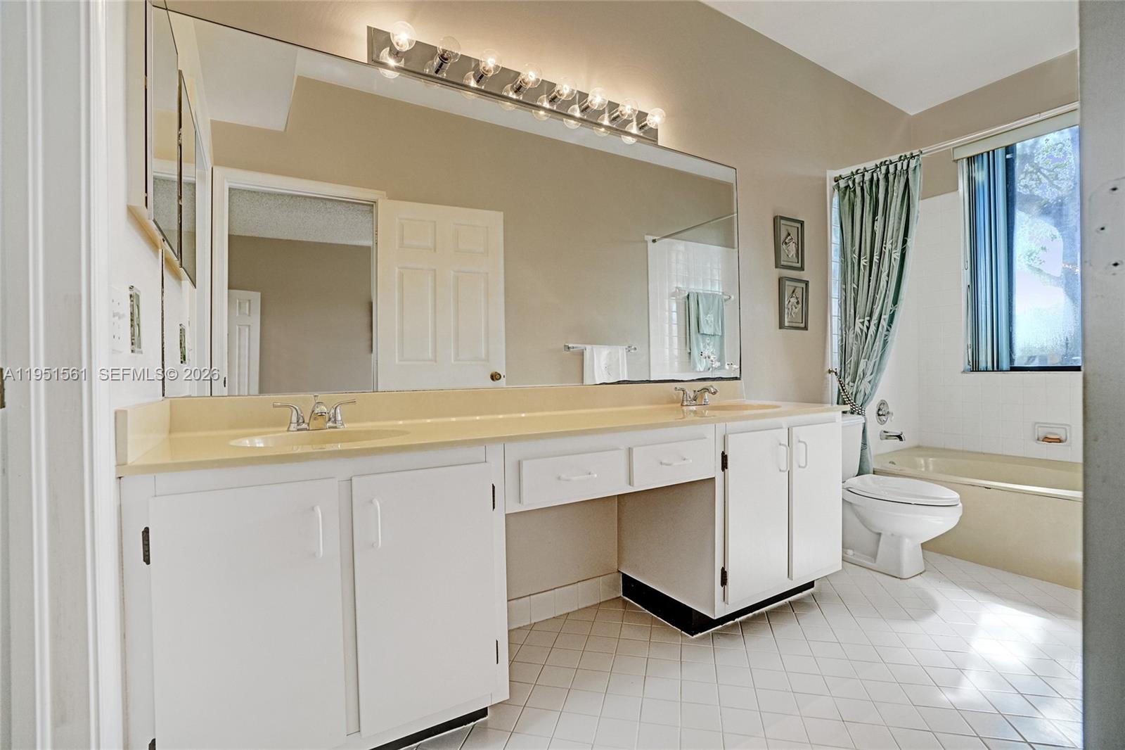 BRIDGEWATER CONDO - Residential