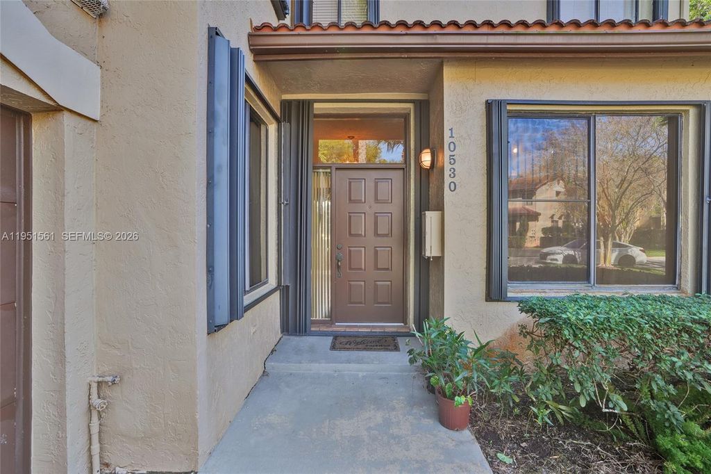 Photo of 10530 NW 10th St #B-125, Plantation, FL 33322 (MLS # A11951561)