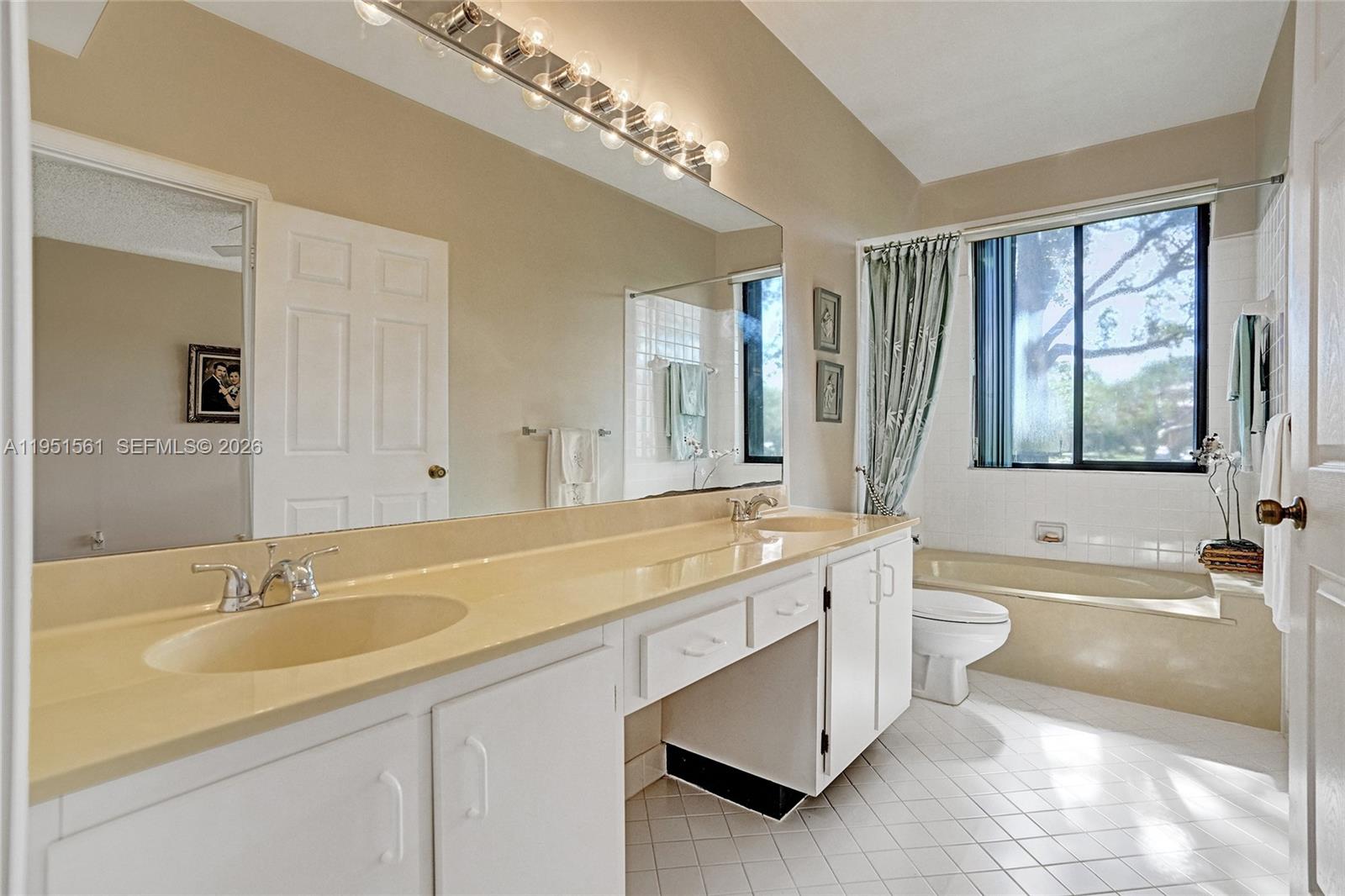 BRIDGEWATER CONDO - Residential