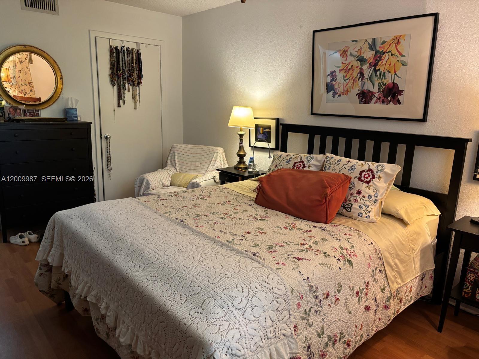 LAS VISTAS AT DORAL CONDO - Residential