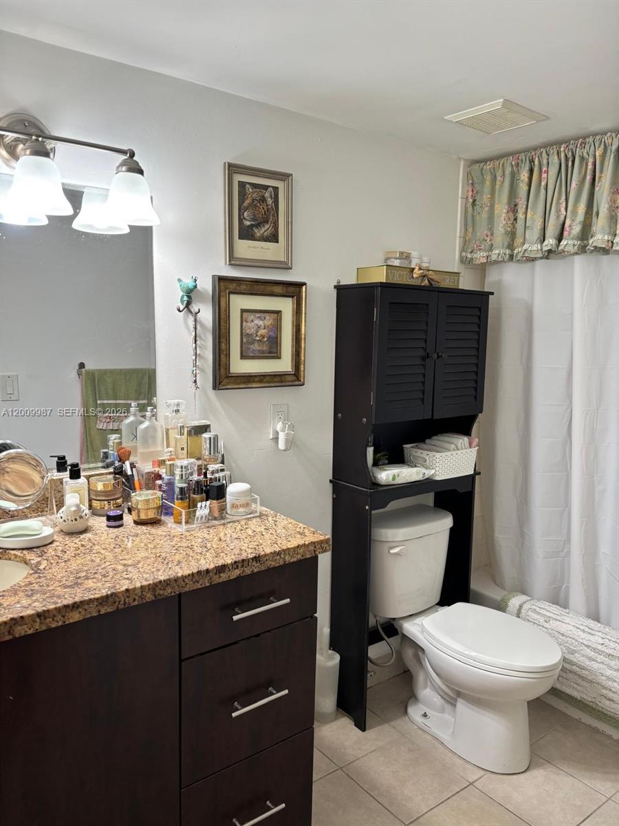 LAS VISTAS AT DORAL CONDO - Residential