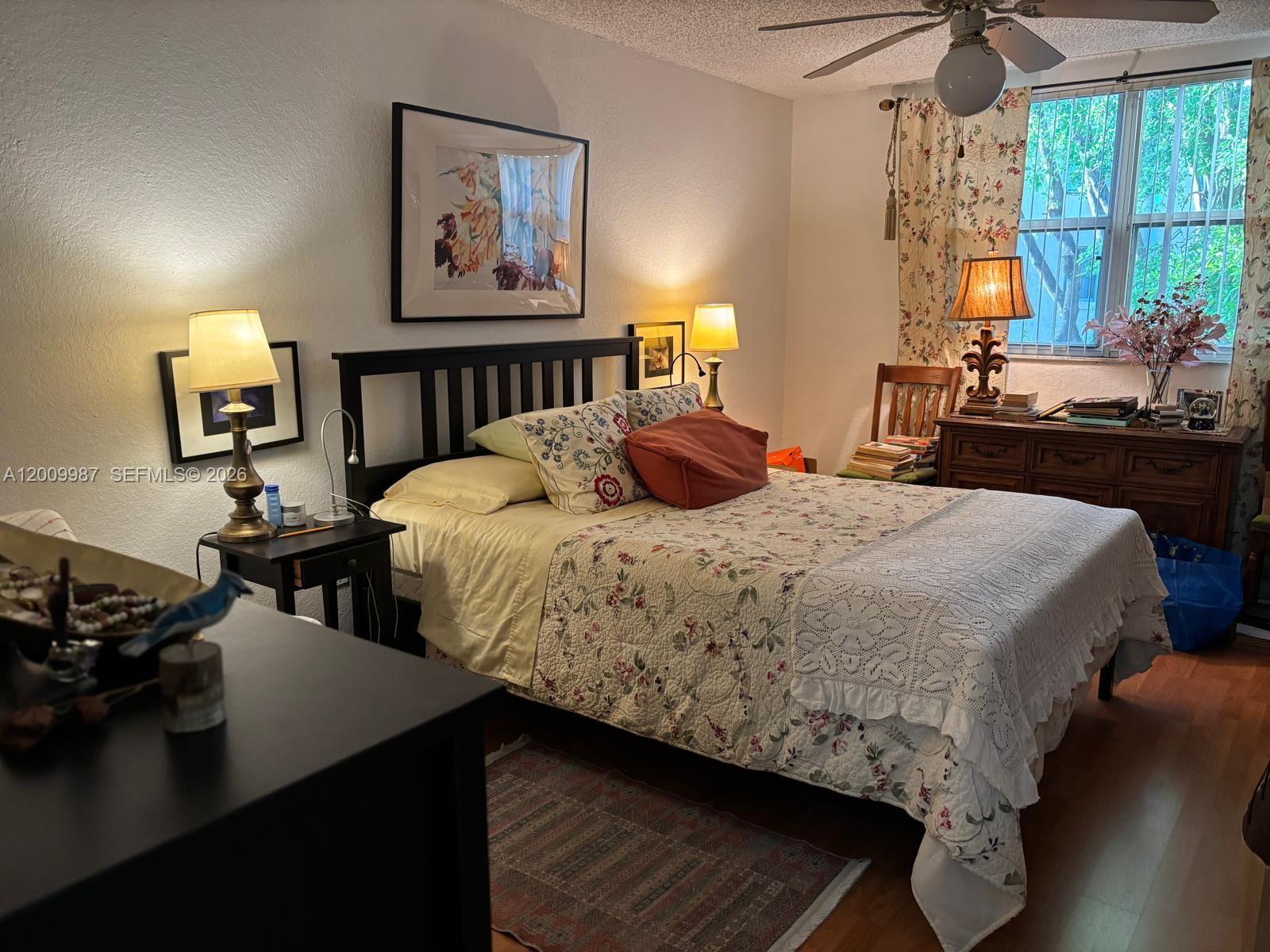 LAS VISTAS AT DORAL CONDO - Residential