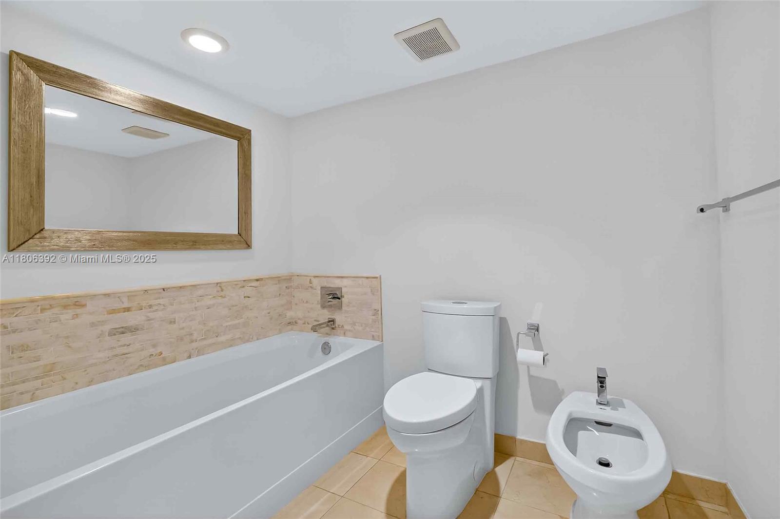 BRICKELL KEY ONE CONDO - Residential