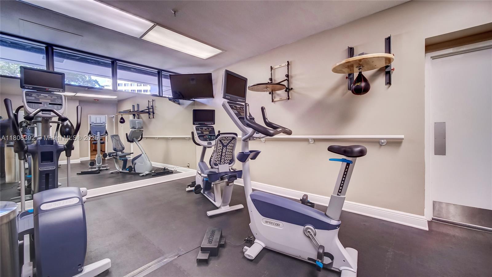 BRICKELL KEY ONE CONDO - Residential