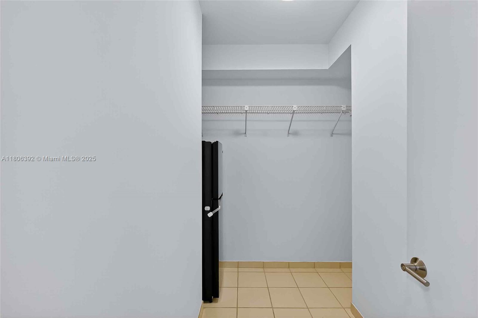 BRICKELL KEY ONE CONDO - Residential