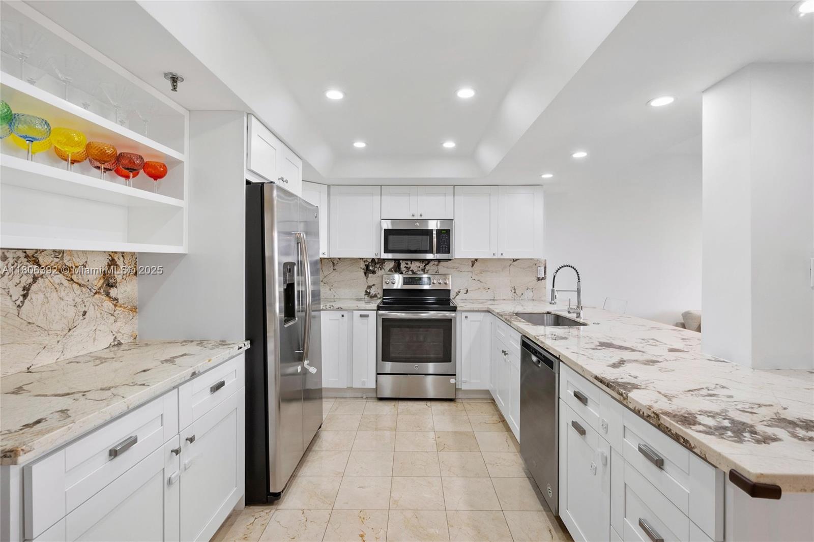 BRICKELL KEY ONE CONDO - Residential