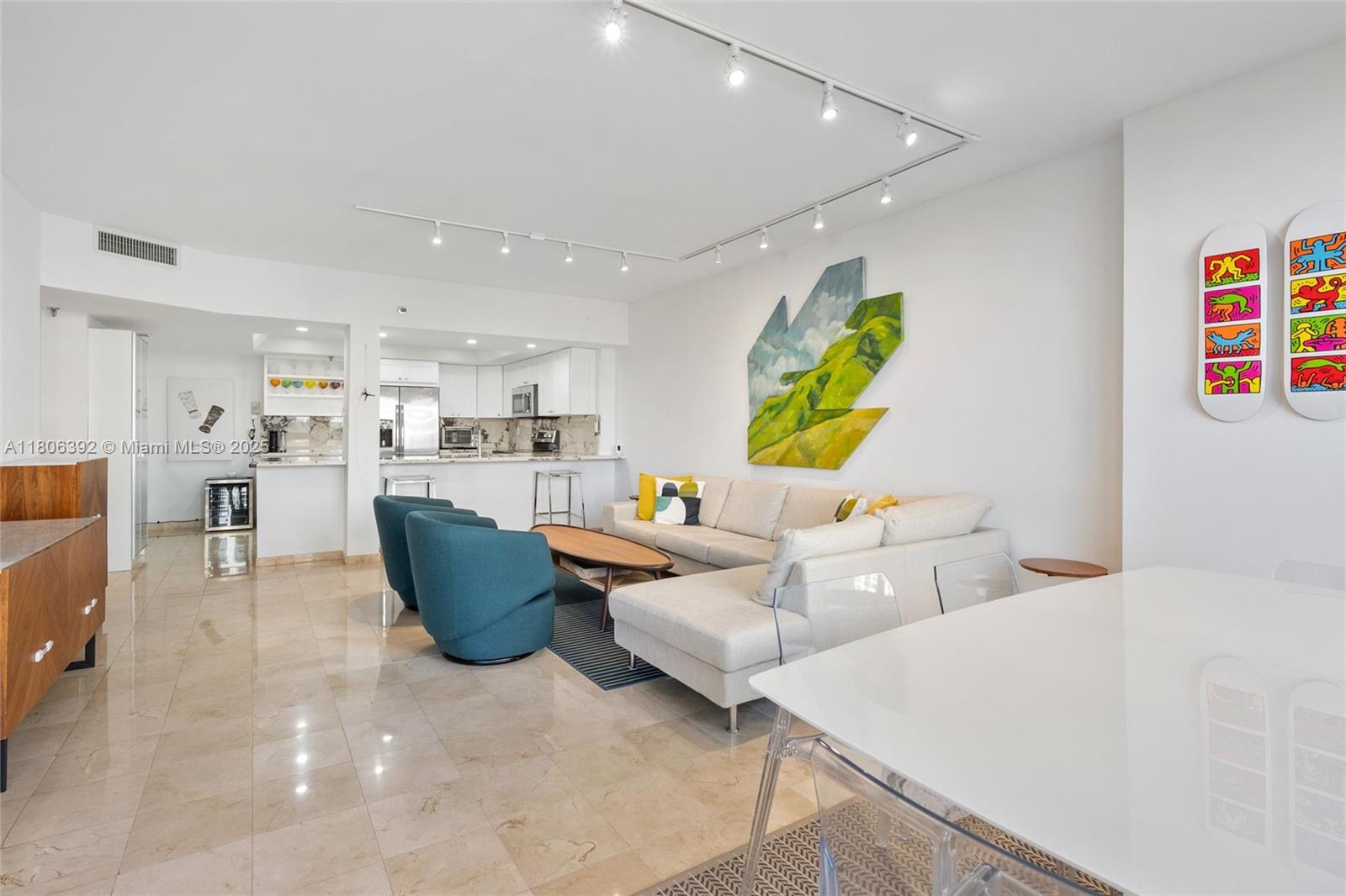 Property for Sale at 520 Brickell Key Dr A604, Miami, Broward County, Florida - Bedrooms: 3 
Bathrooms: 3  - $999,000