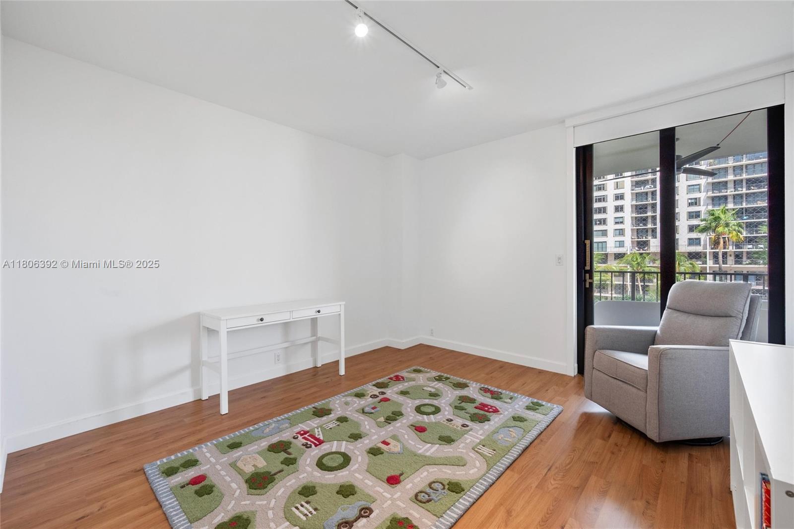 BRICKELL KEY ONE CONDO - Residential