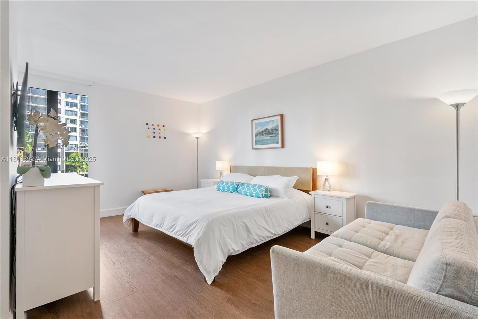 BRICKELL KEY ONE CONDO - Residential