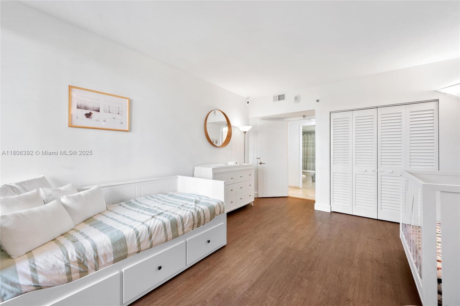BRICKELL KEY ONE CONDO - Residential
