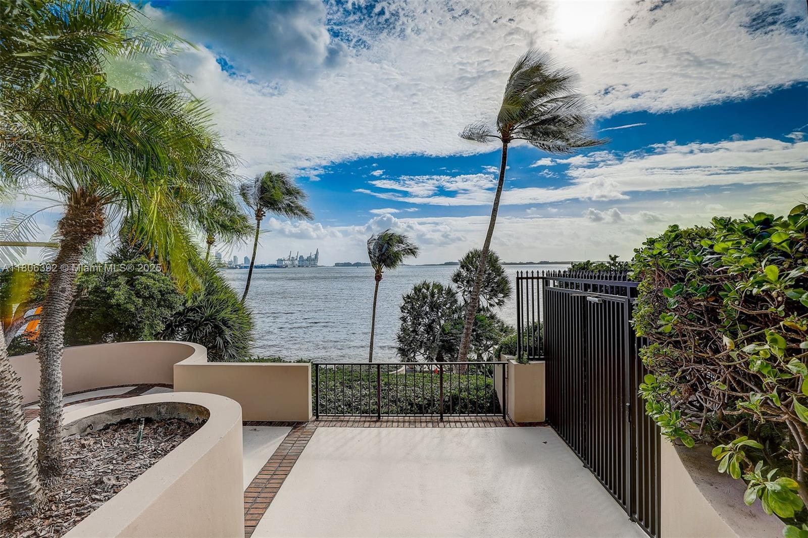 BRICKELL KEY ONE CONDO - Residential