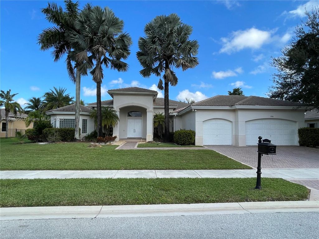 Photo of 15001 SW 33rd St, Davie, FL 33331 (MLS # A11898950)