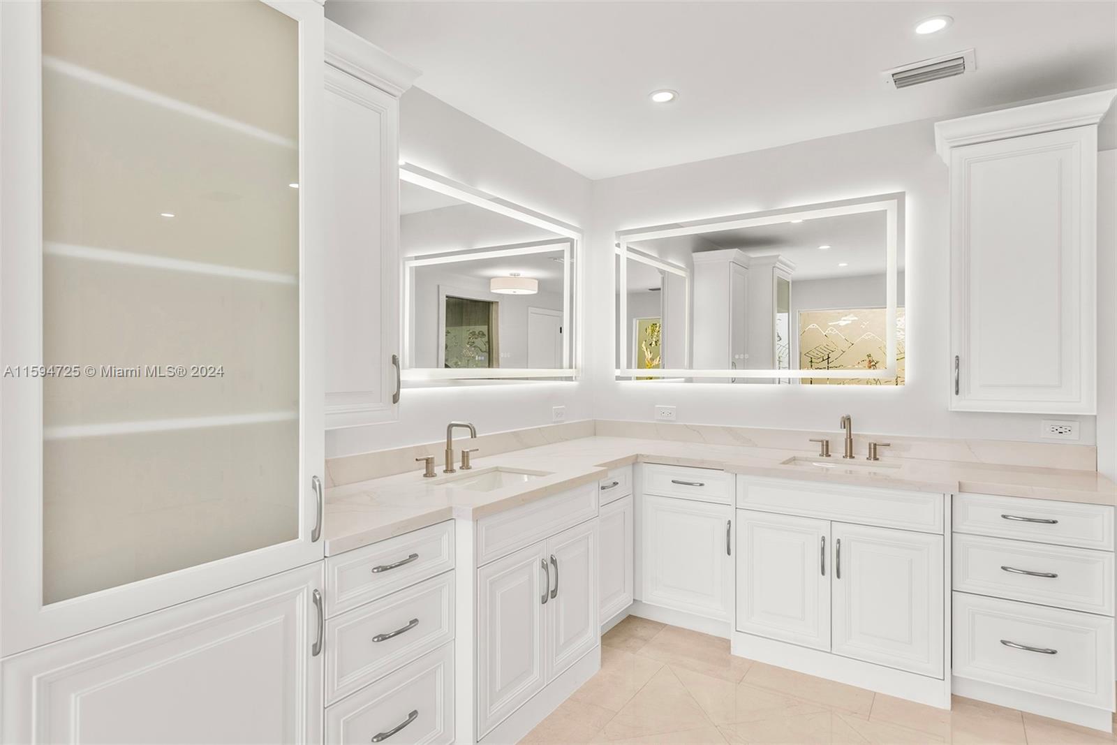 WOODFIELD HUNT CLUB II - Residential Lease
