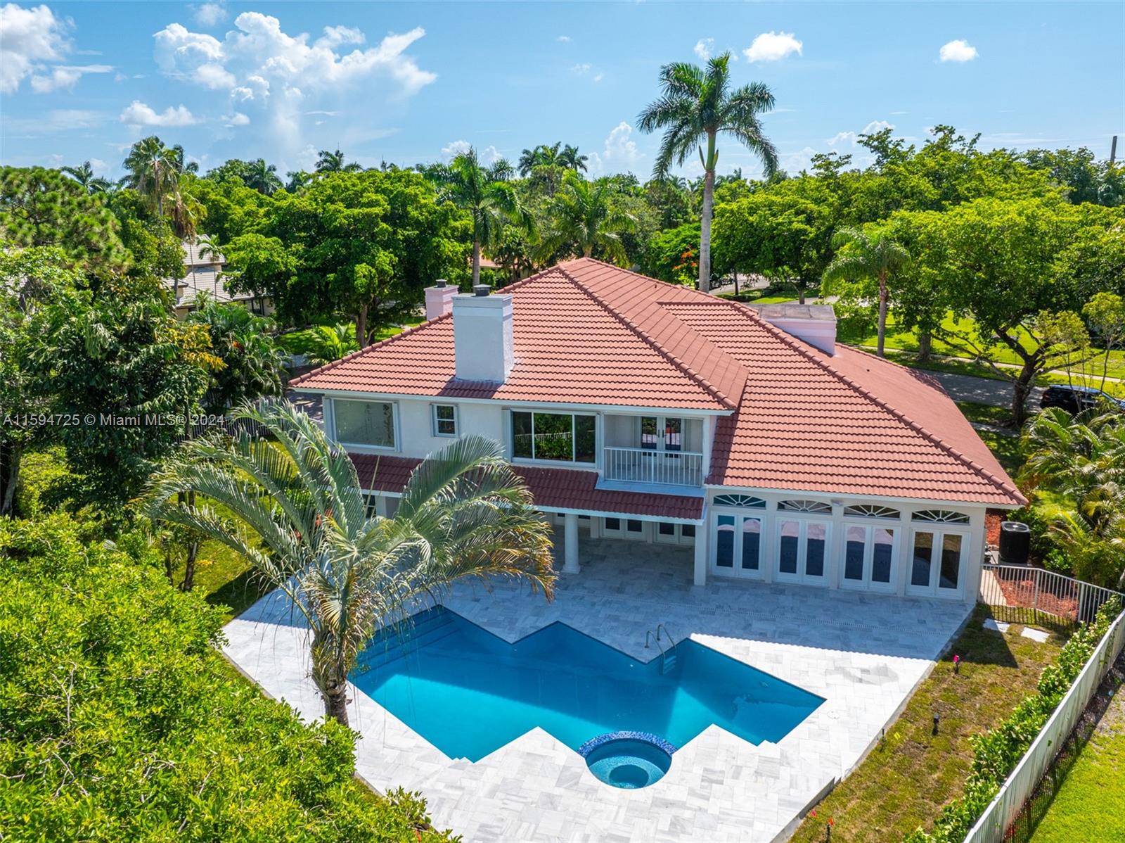 WOODFIELD HUNT CLUB II - Residential Lease