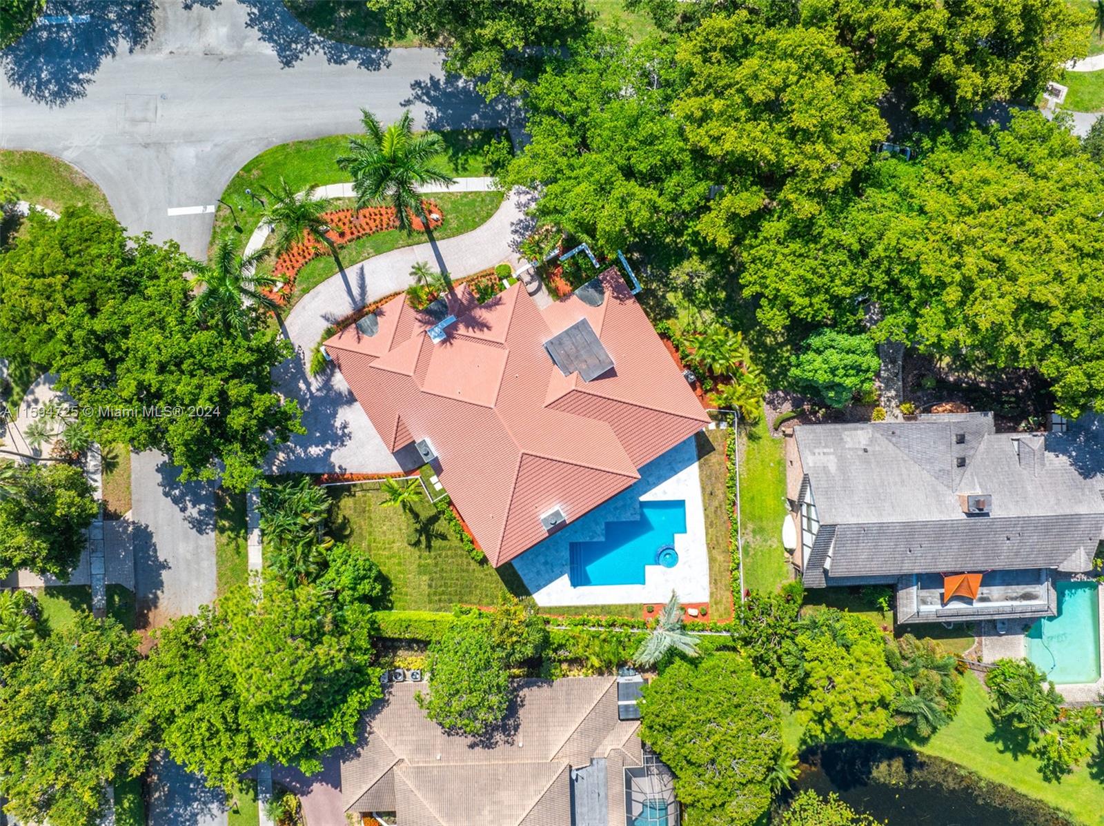 WOODFIELD HUNT CLUB II - Residential Lease