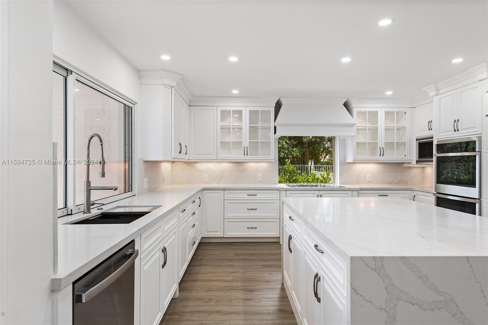 WOODFIELD HUNT CLUB II - Residential Lease
