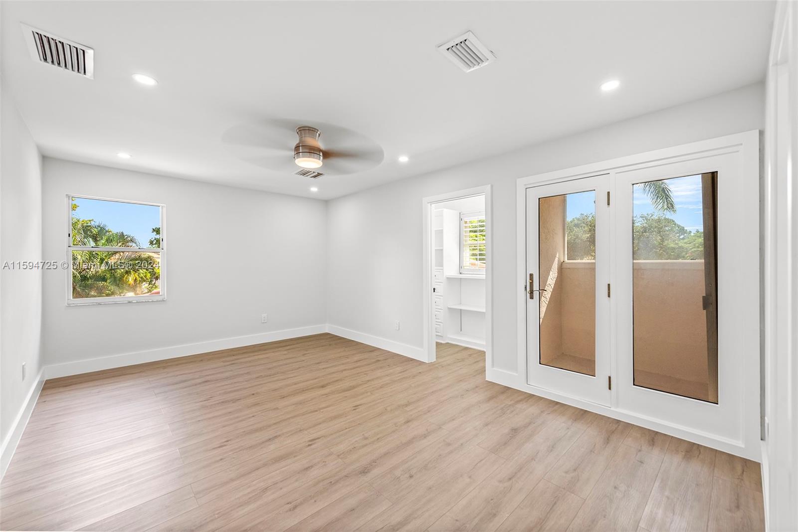 WOODFIELD HUNT CLUB II - Residential Lease