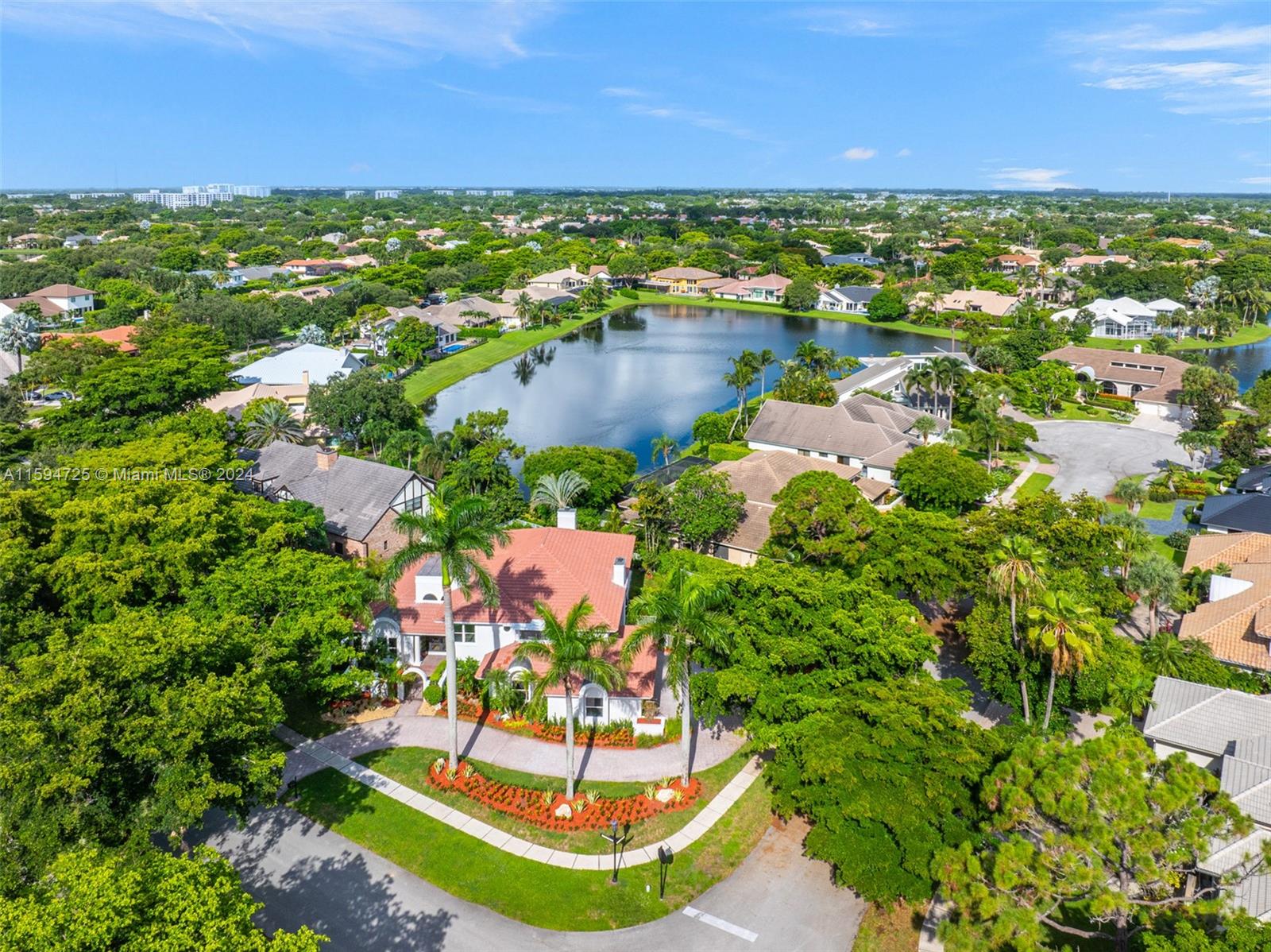 WOODFIELD HUNT CLUB II - Residential Lease