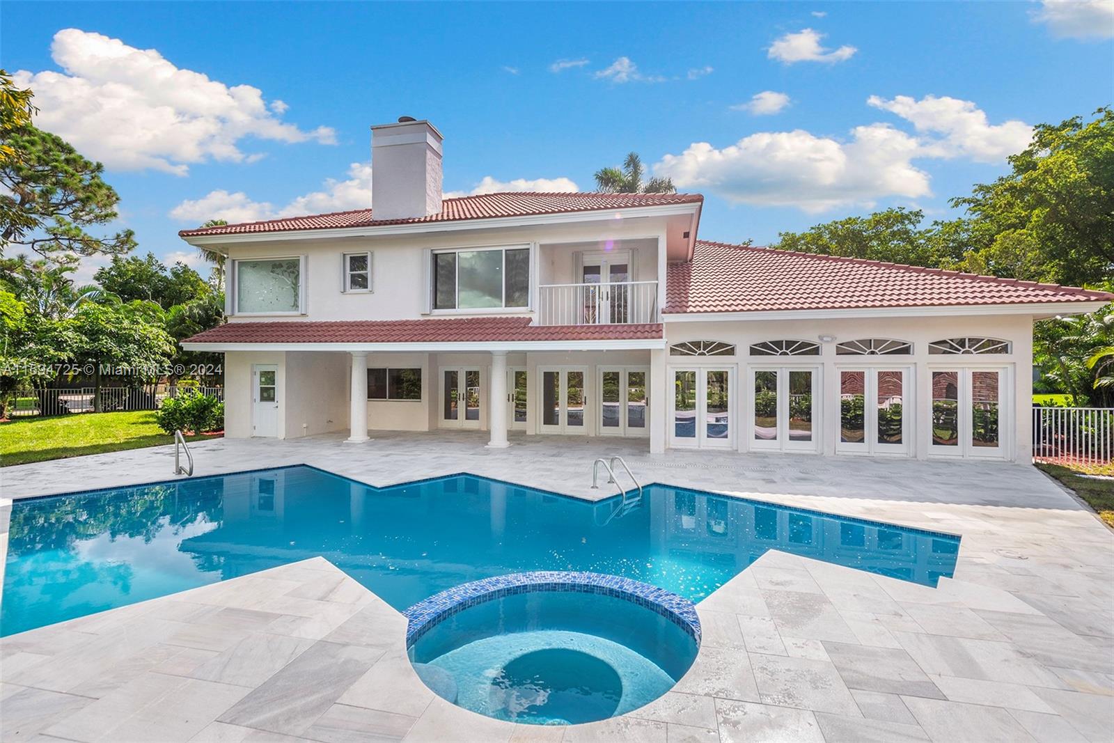 WOODFIELD HUNT CLUB II - Residential Lease