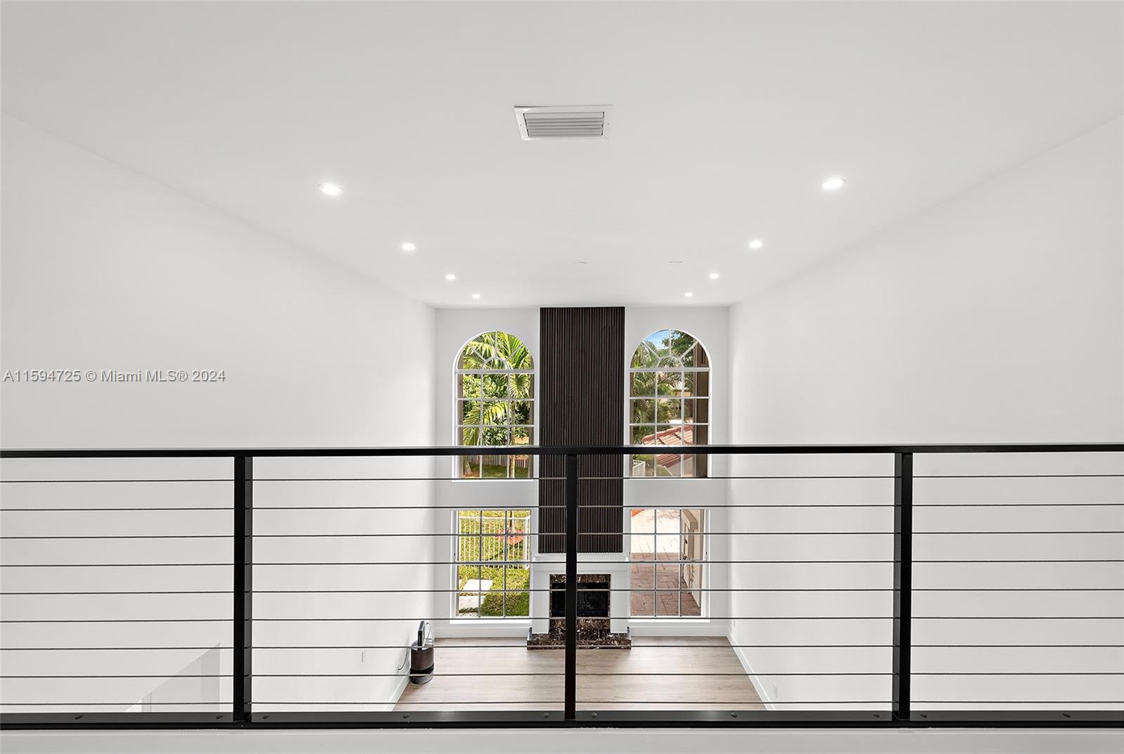 WOODFIELD HUNT CLUB II - Residential Lease