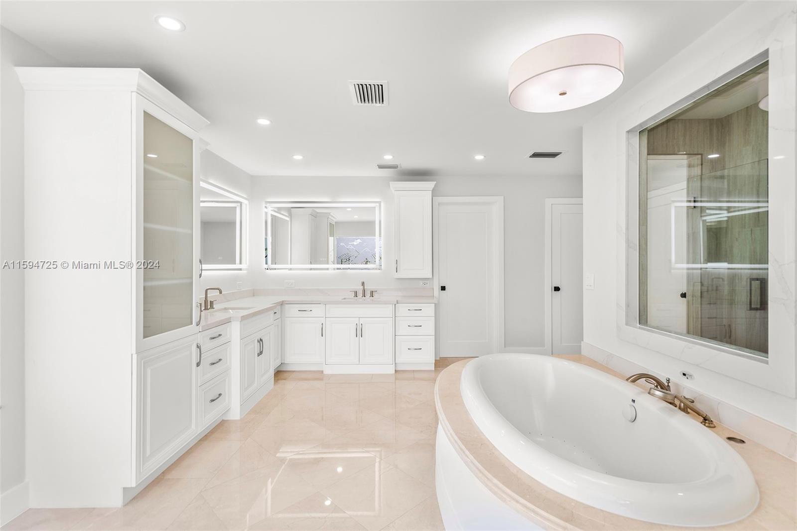 WOODFIELD HUNT CLUB II - Residential Lease