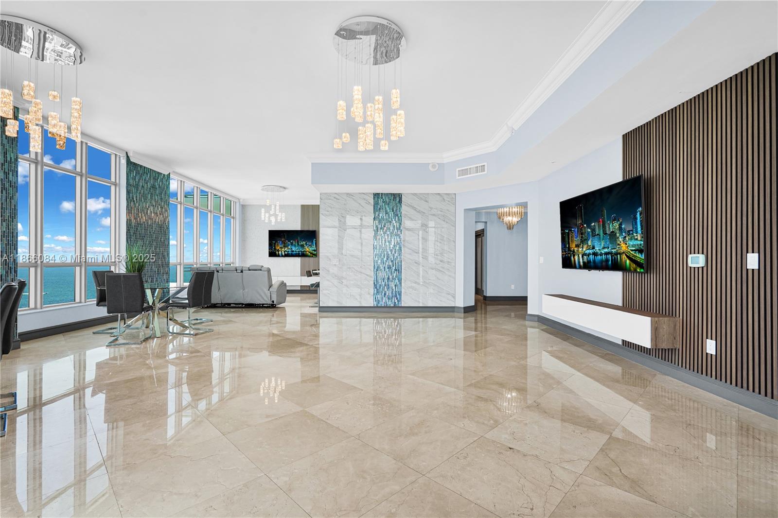 Diplomat Residences - Residential Lease