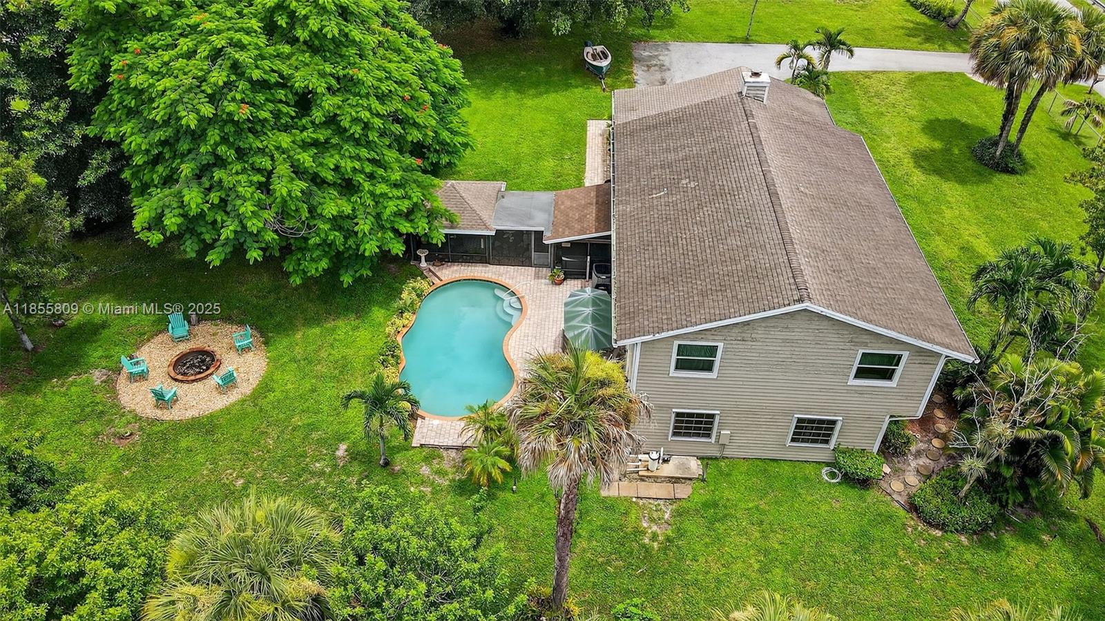 PALM BEACH RANCHETTES - Residential