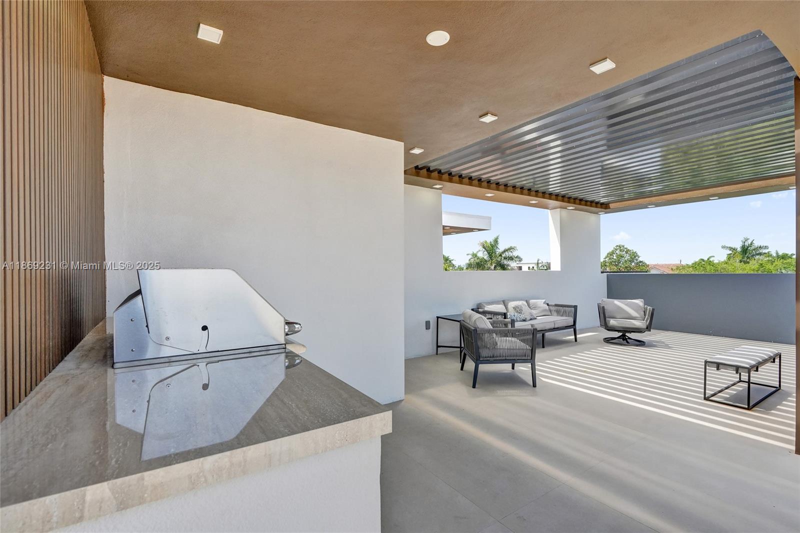 LIVERMORE ESTATES - Residential Lease