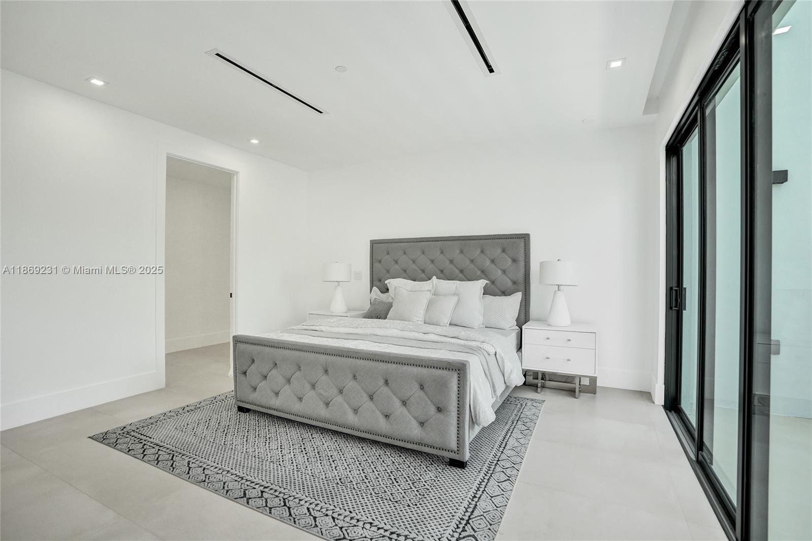 LIVERMORE ESTATES - Residential Lease