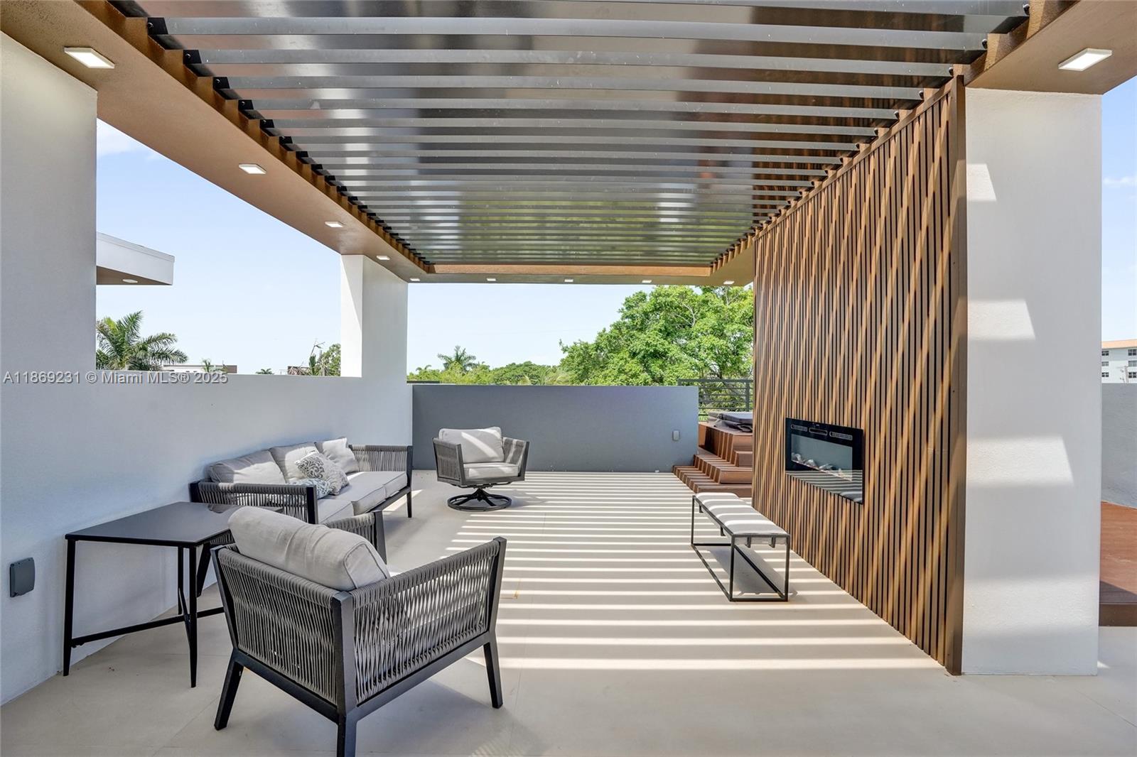 LIVERMORE ESTATES - Residential Lease