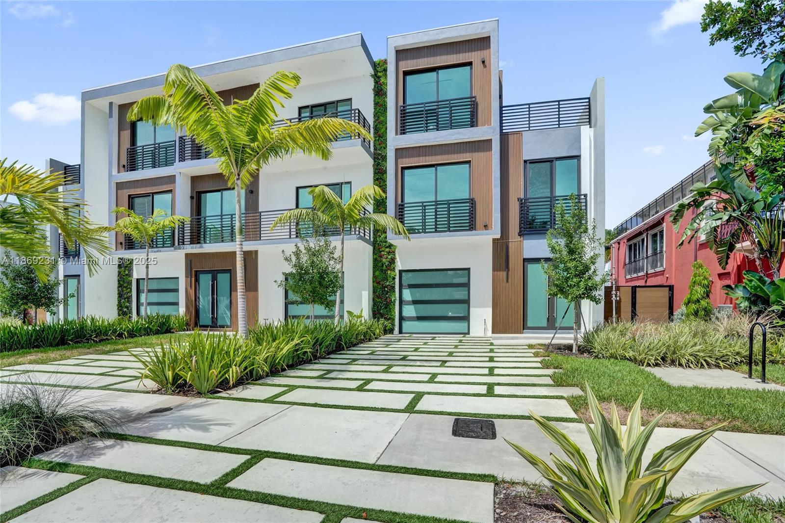 LIVERMORE ESTATES - Residential Lease