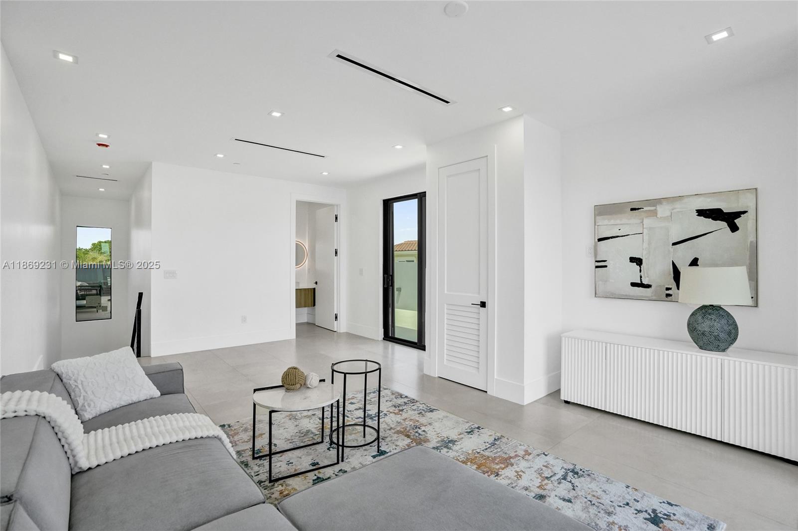 LIVERMORE ESTATES - Residential Lease