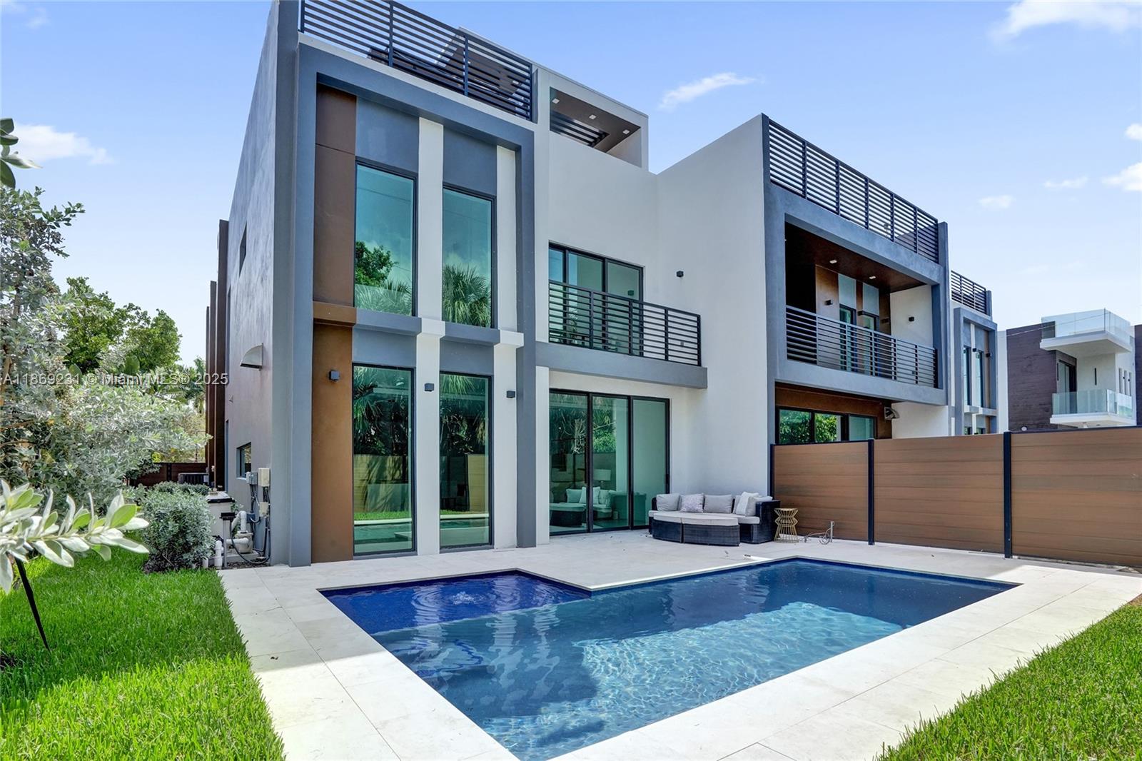 LIVERMORE ESTATES - Residential Lease