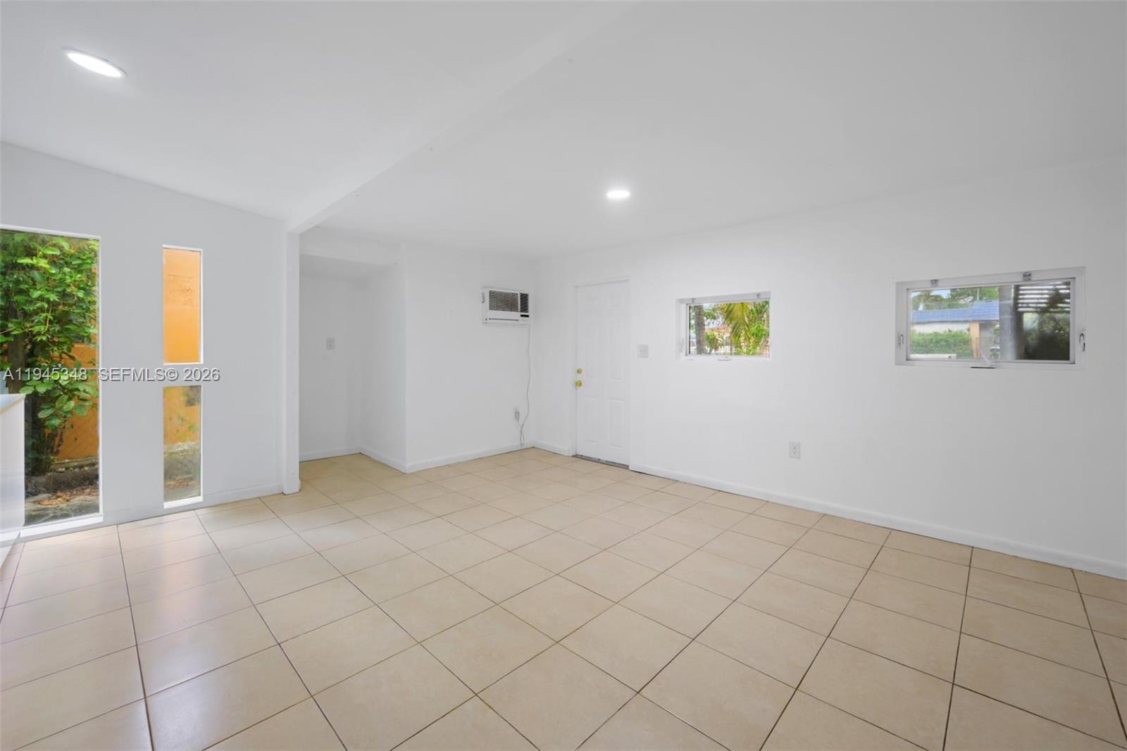 DIXIE HIGHWAY TRACK - Residential Income