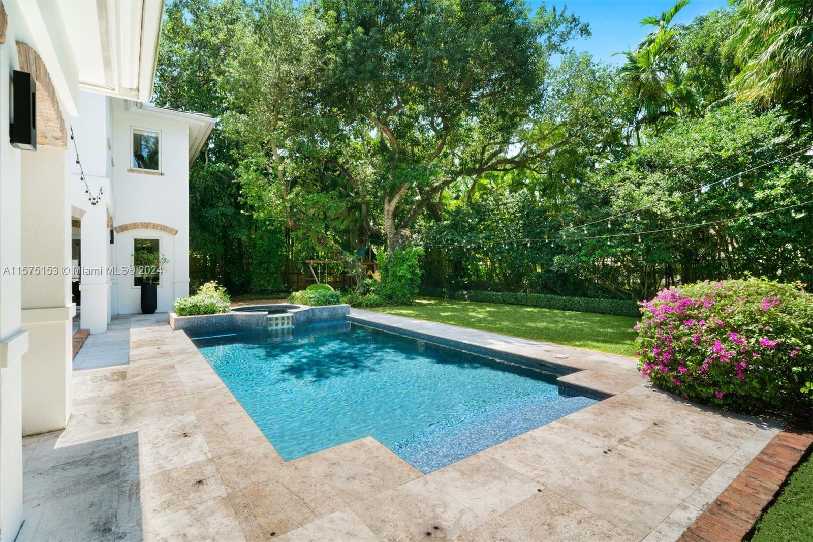 BRICKELL FLAGLER - Residential