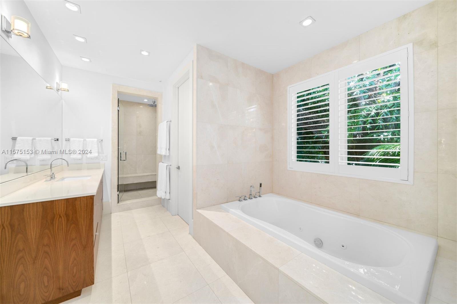 BRICKELL FLAGLER - Residential