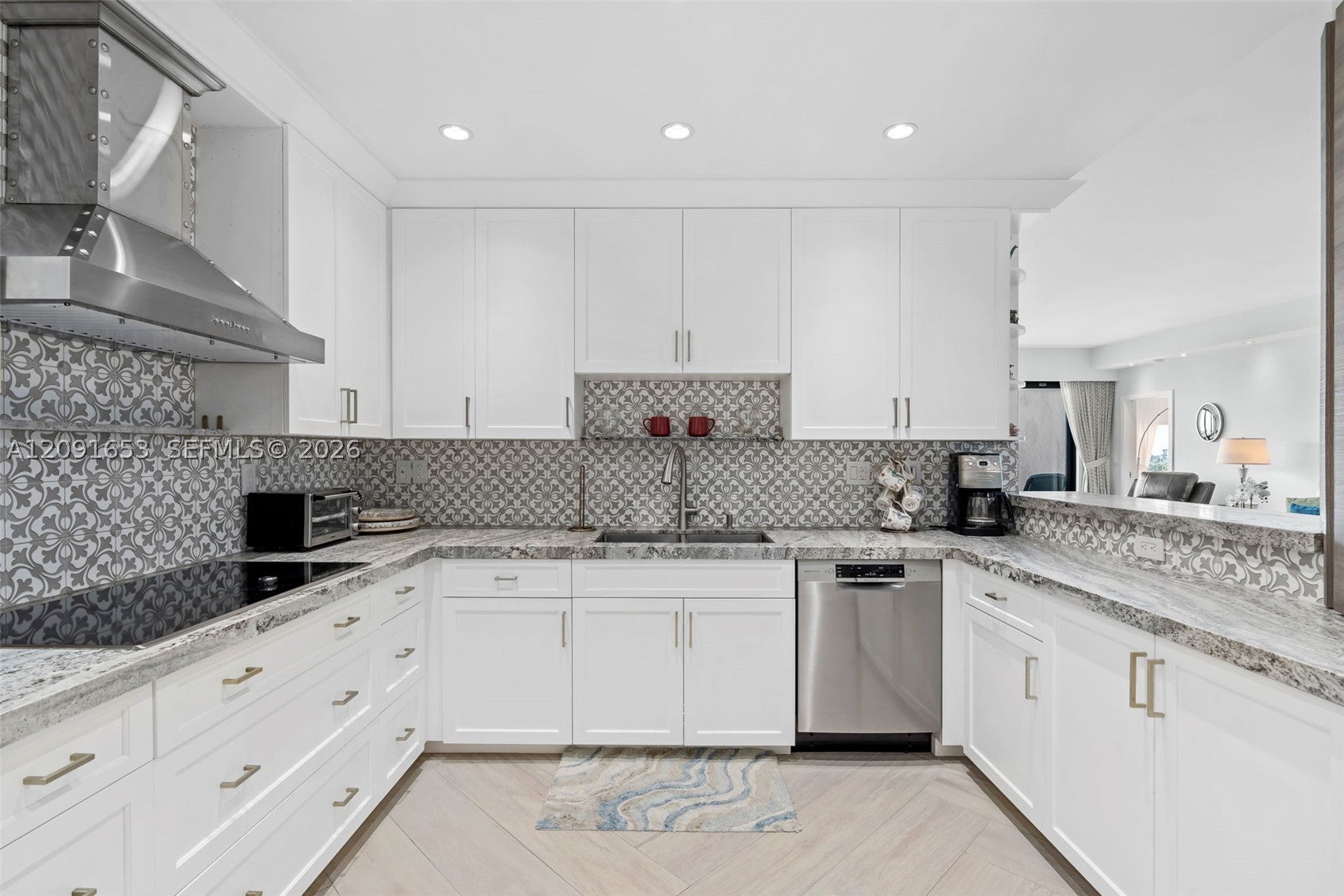201 Crandon Blvd 739