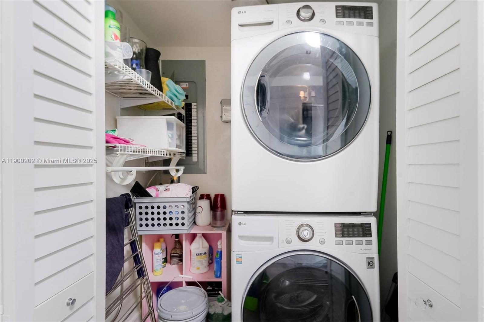 KINGSLEYS SUB - Residential Lease