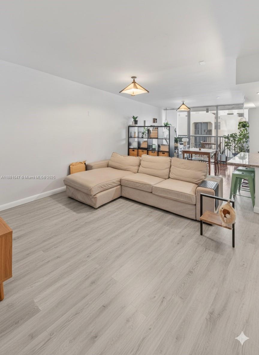 MIRASOL OCEAN TOWERS COND - Residential