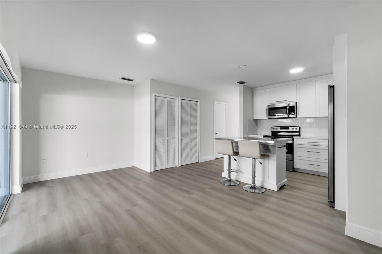 SUNSET HARBOUR SEC IV - Residential