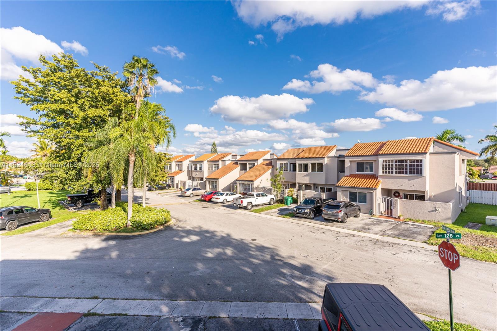 SUNSET HARBOUR SEC IV - Residential